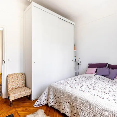 Apartment Guestready - Sunlit Parisian Haven *