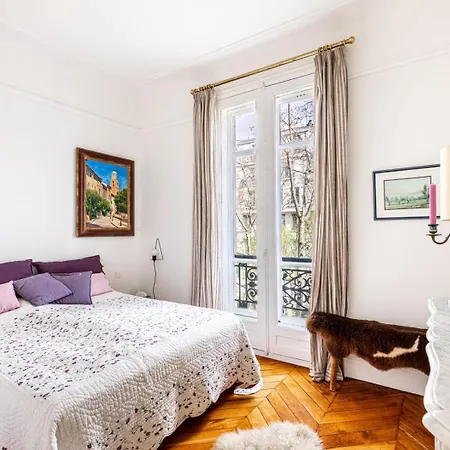 Apartment Guestready - Sunlit Parisian Haven *